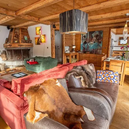 Le Cairn - Unique Ski-in Ski-out Location! Chalet *