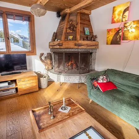 Le Cairn - Unique Ski-in Ski-out Location! * Meribel