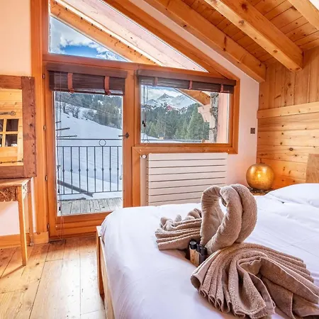 Le Cairn - Unique Ski-in Ski-out Location! Meribel