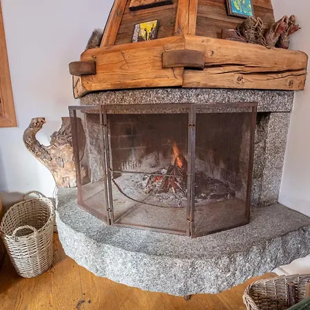 Le Cairn - Unique Ski-in Ski-out Location! Outside Hot Tube Meribel